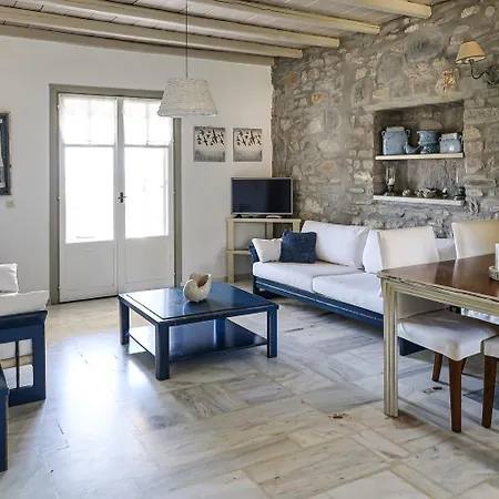 Holiday home Elysium Paros Chrisi Akti (Paros)