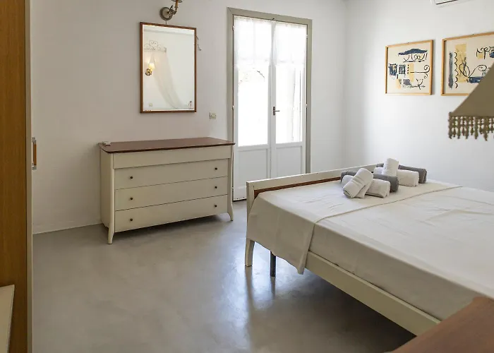 Elysium Paros Hriszí Aktí